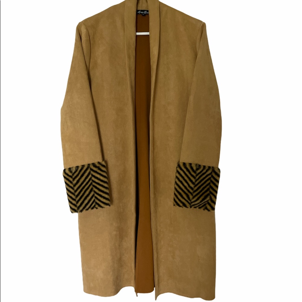 Beautiful mustard colored coat